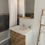 Apartment Lumineux Hypercentre - *